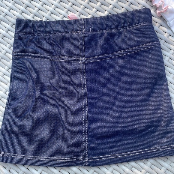 NWOT- GIRLS Denim 2 Piece Set- Denim Skort & Matchin Top Size 3T - Picture 8 of 11